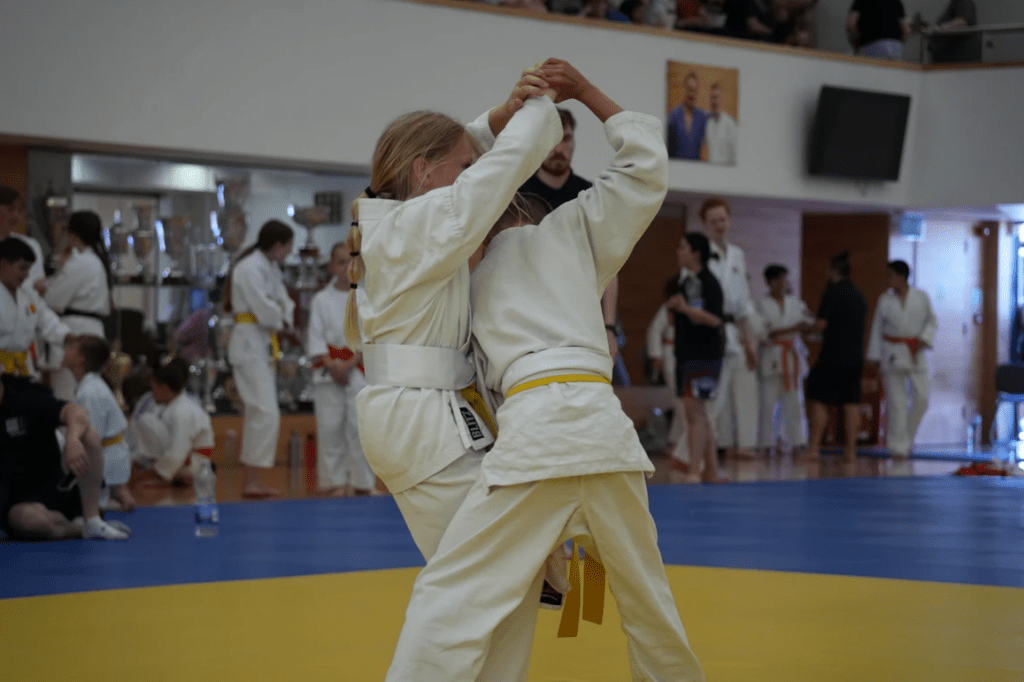 Junior competitors at the 2022 1st WSAF European Championships
